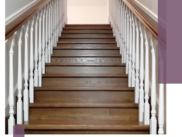 Лестницы из ясеня на заказ в Киселёвске — изготовление и монтаж