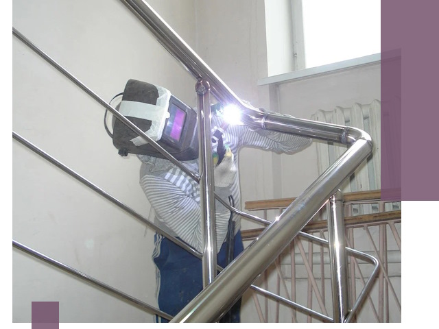 Монтаж перил и ограждений качественно в Киселёвске