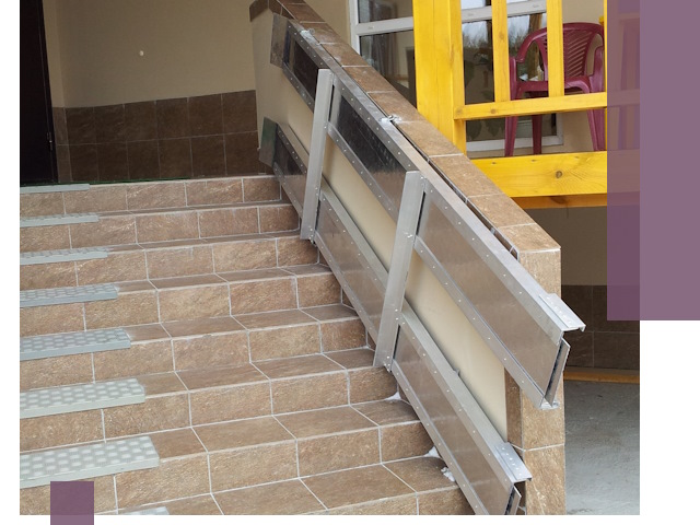 Откидные пандусы под ключ в Киселёвске — монтаж и демонтаж