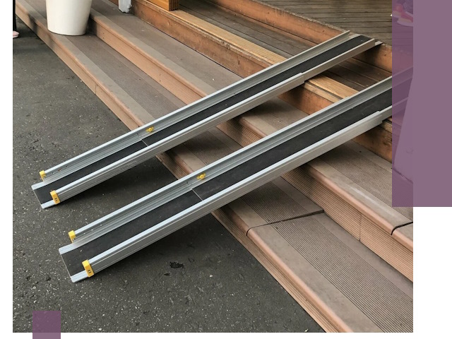 Телескопические пандусы под ключ в Киселёвске — изготовление и монтаж