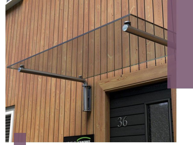 Стеклянные козырьки на входы и фасады в Киселёвске